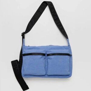 Medium Cargo Baggu in Pansy Blue